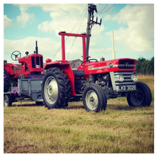 Andrew Turner's Massey 135